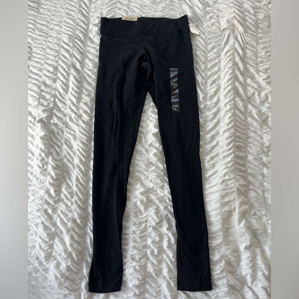 NEW classic black Aeropostale leggings